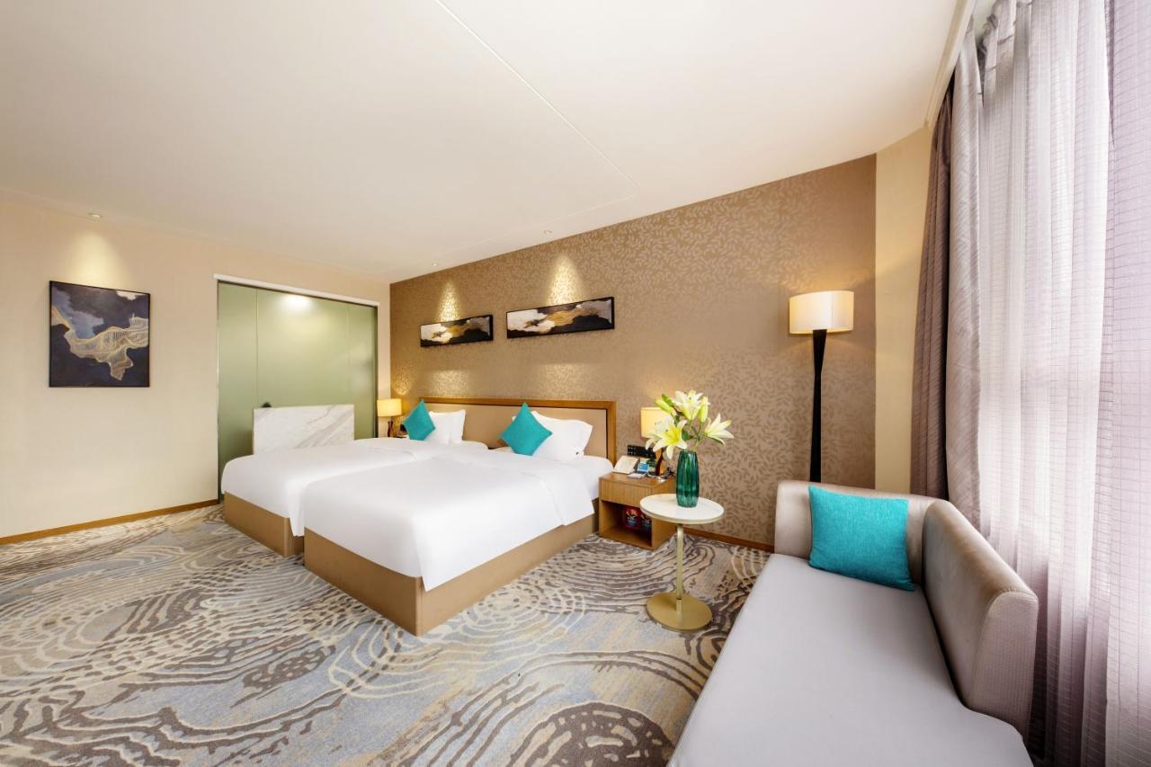 Qianhai Holiday Hotel Σενζέν Εξωτερικό φωτογραφία